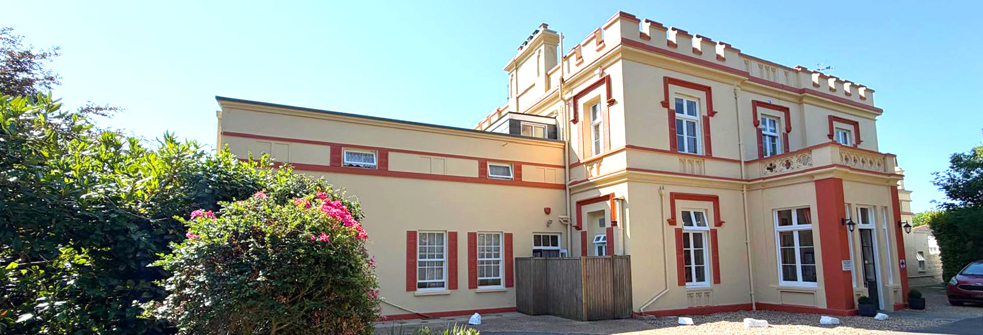 Summerland House